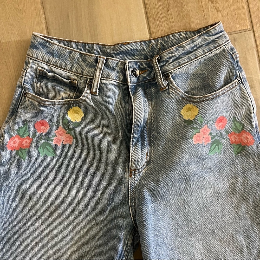 Disney Sleeping Beauty Three Good Fairies Mom Jeans Women’s 5 Disney Princess - Picture 2 of 6